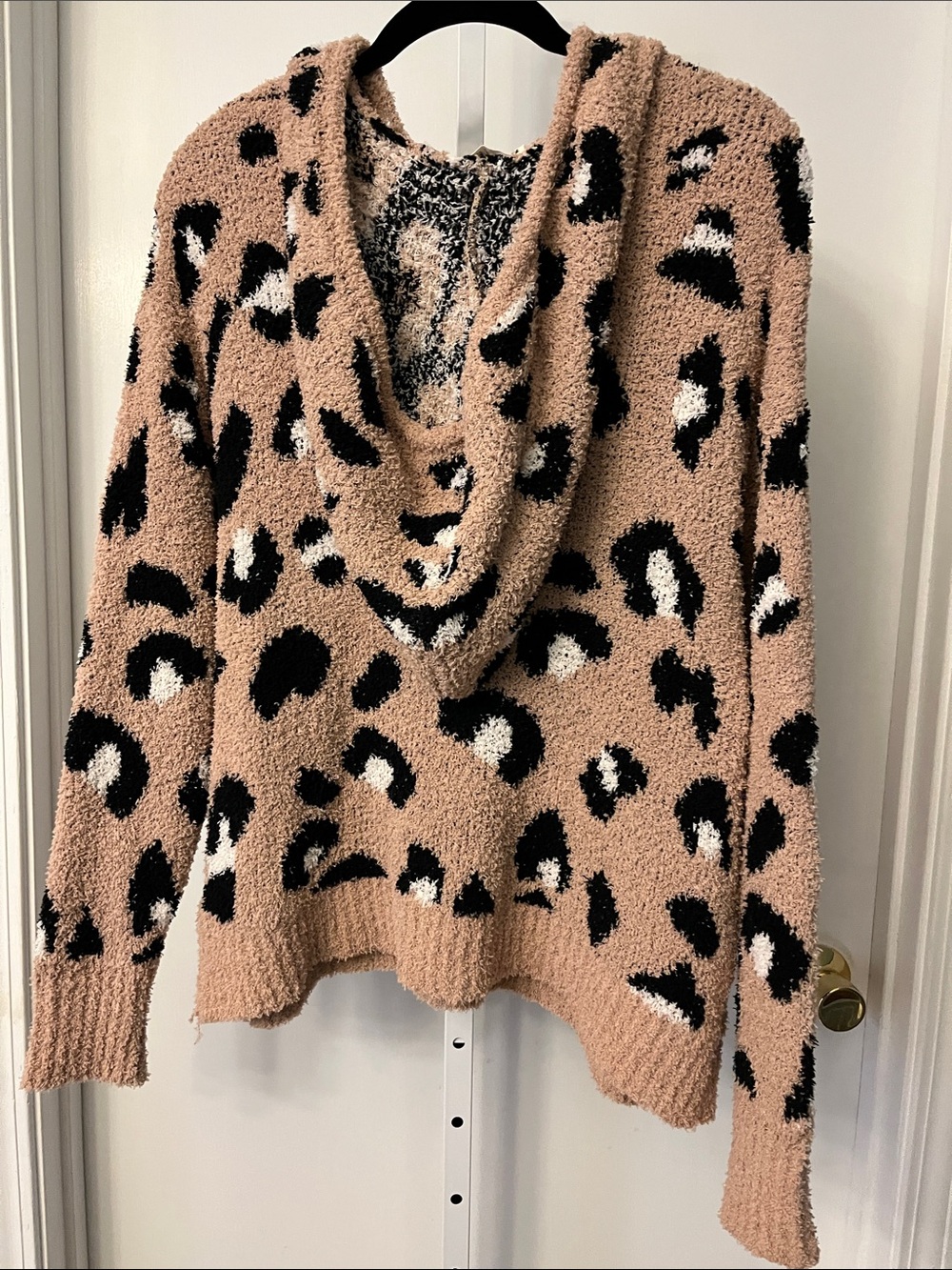 Cozy Leopard-Print Cowl Hoodie Sweater in Tan - Picture 3 of 3